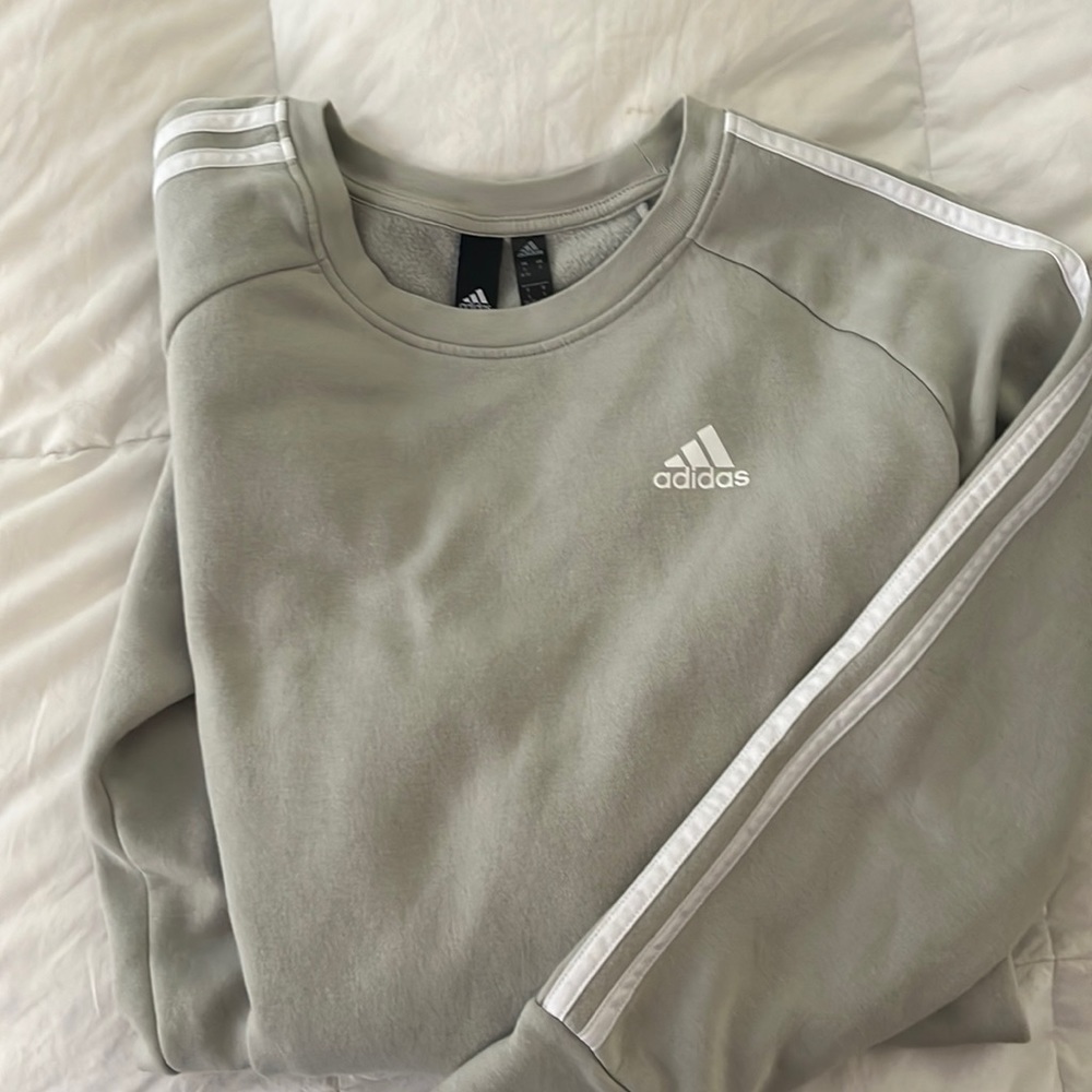 Adidas crewneck